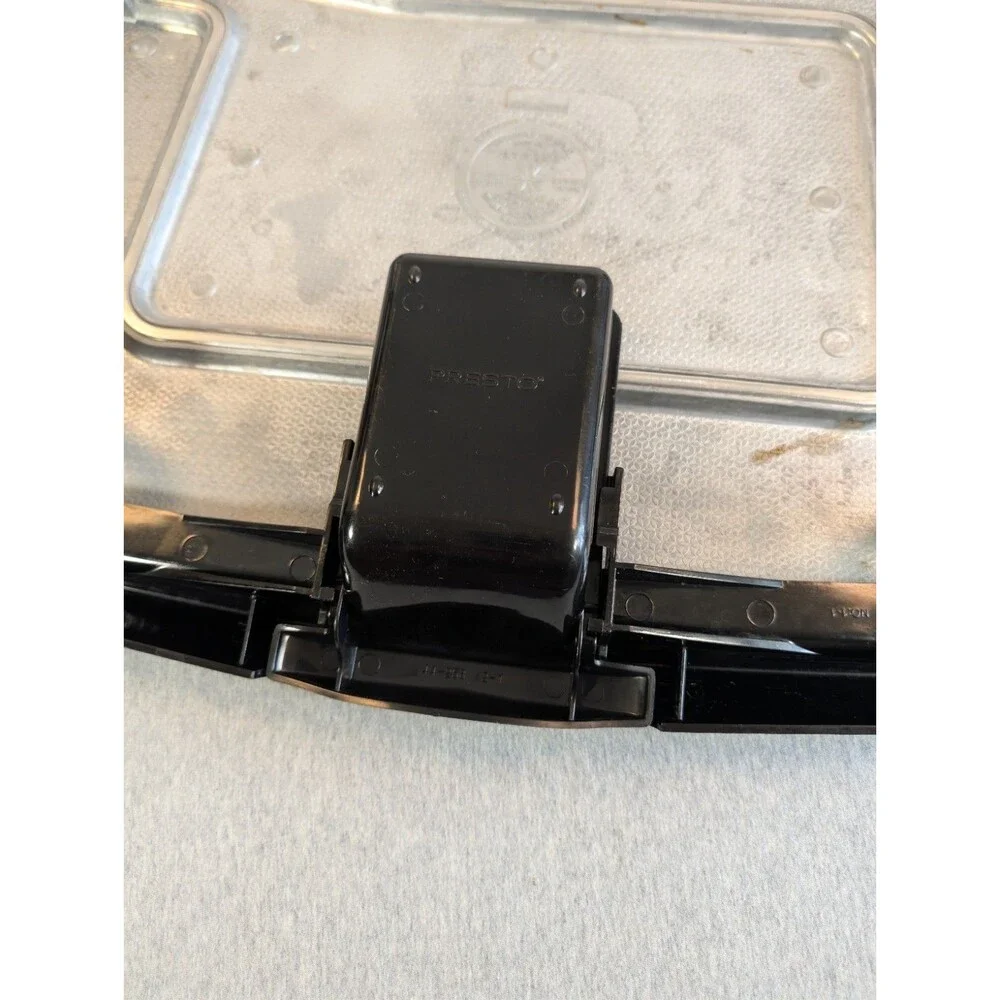 Presto Tilt'nDrain BigGriddle 1500W Adjustable Temp Electric Griddle Black 07046